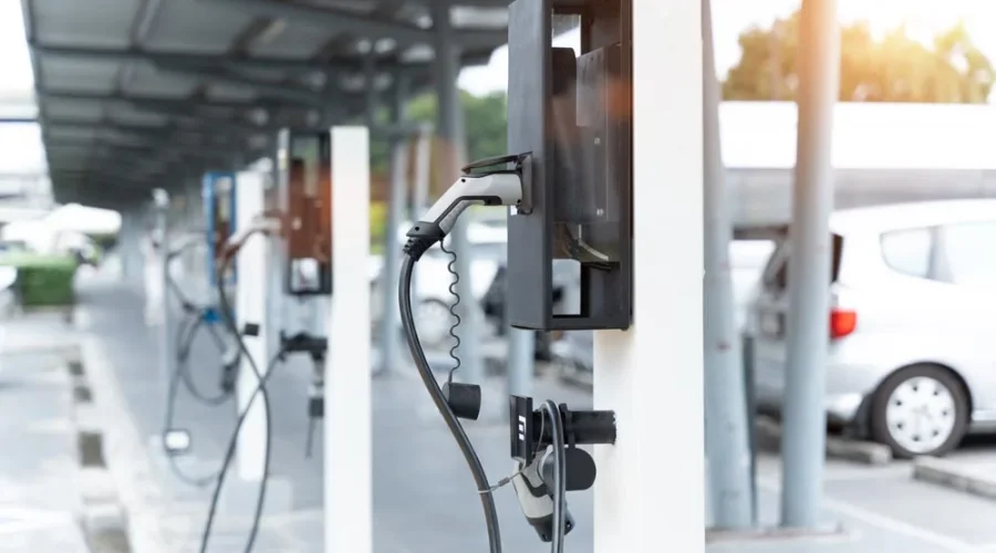 Enerbiz-Fully-Funded-Commercial-Ev-Chargers-Zero-Upfront-Costs